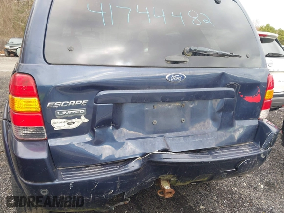 2004 Ford Escape Limited with VIN 1FMCU94114KB51234, listed as a IAAI auction lot 42055474 with 88,772 mi miles and . Bid and sale history available at DreamBid. Image 6.