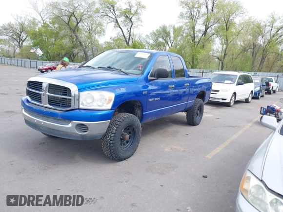 2007 Dodge 1500 SLT with VIN 1D7HU18207S253195, listed as a IAAI auction lot 42115150 with 113,111 mi miles. Bid and sale history available at carsss.com. Image 17.