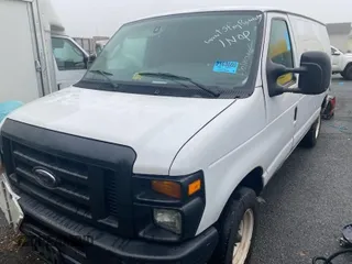 2010 Ford Econoline Cargo Commercial z VIN 1FTNE1EWXADA91640, wystawiony jako IAAI lot #42567163 z przebiegiem 203 011 mil mil oraz . Historia ofert i sprzedaży dostępna na DreamBid. Obrazek 24.