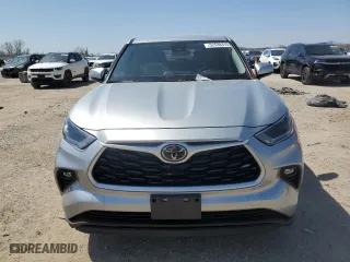 2021 Toyota Highlander L with VIN 5TDBZRBH9MS546739, listed as a Copart auction lot 52538315 with 31,286 mi miles and Clean Title. Bid and sale history available at carsss.com. Image 5.