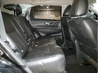 2017 Nissan Rogue SL z VIN 5N1AT2MV9HC798355, wystawiony jako Copart lot #46107415 z przebiegiem 101 683 mil mil oraz Szkoda całkowita • Salvage title. Historia ofert i sprzedaży dostępna na DreamBid. Obrazek 11.