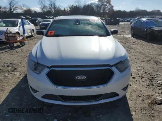 2013 Ford Taurus SHO z VIN 1FAHP2KT1DG211566, wystawiony jako Copart lot #82433574 z przebiegiem 157 649 mil mil oraz Szkoda całkowita • Salvage title. Historia ofert i sprzedaży dostępna na DreamBid. Obrazek 5.