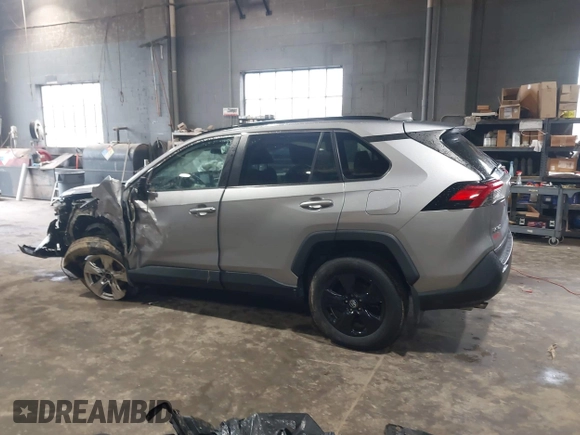 2020 Toyota RAV4 XLE with VIN 2T3P1RFV6LC089609, listed as a IAAI auction lot 41923472 with 72,368 mi miles and . Bid and sale history available at DreamBid. Image 13.