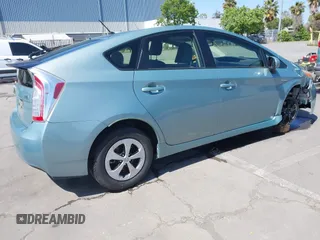 2015 Toyota Prius Four with VIN JTDKN3DU2F1933037, listed as a IAAI auction lot 42140908 with 85,032 mi miles. Bid and sale history available at carsss.com. Image 4.