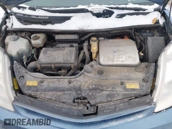 2004 Toyota Prius with VIN JTDKB20U540072979, listed as a IAAI auction lot 41249959 with 251,582 mi miles. Bid and sale history available at carsss.com. Image 10.