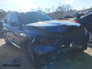 2019 BMW X5 xDrive50i with VIN 5UXJU2C51KLN65126, listed as a IAAI auction lot 41733950 with 1 mi miles. Bid and sale history available at carsss.com. Image 1.