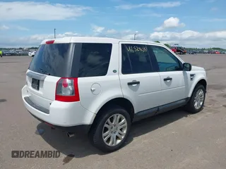 2008 Land Rover LR2 SE with VIN SALFP24NX8H039210, listed as a IAAI auction lot 42528039 with 269,364 mi miles and . Bid and sale history available at DreamBid. Image 4.