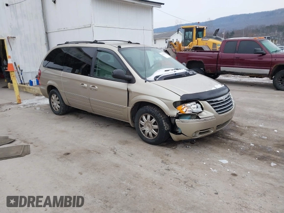 2005 Chrysler Town & Country Touring z VIN 2C8GP54L85R192954, wystawiony jako IAAI lot #41530918 z przebiegiem 242 193 mil mil oraz . Historia ofert i sprzedaży dostępna na DreamBid. Obrazek 1.