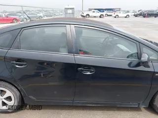 2014 Toyota Prius Four with VIN JTDKN3DU2E1776107, listed as a IAAI auction lot 41961997 with 175,905 mi miles. Bid and sale history available at carsss.com. Image 13.