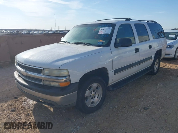 2003 Chevrolet Suburban LT with VIN 3GNEC16ZX3G322144, listed as a IAAI auction lot 41439053 with 239,789 mi miles. Bid and sale history available at carsss.com. Image 2.