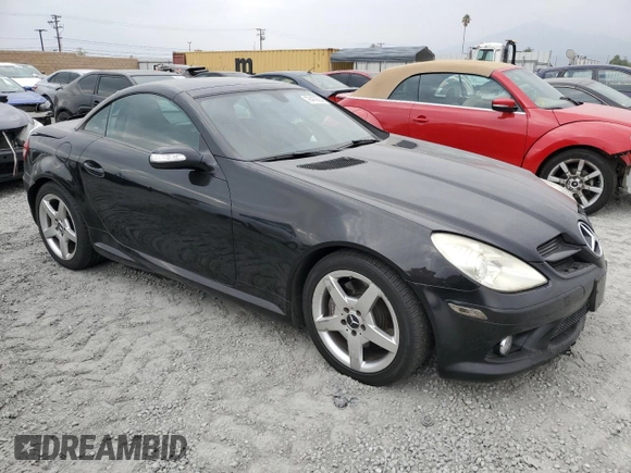 2005 Mercedes-Benz SLK 230/320 with VIN WDBWK56F85F041220, listed as a Copart auction lot 76470624 with 111,081 mi miles and Salvage Title. Bid and sale history available at DreamBid. Image 4.