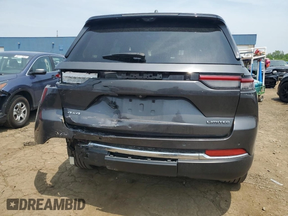2022 Jeep Grand Cherokee Limited with VIN 1C4RJHBG3N8614014, listed as a Copart auction lot 60671905 with 39,869 mi miles and Clean title. Bid and sale history available at DreamBid. Image 6.