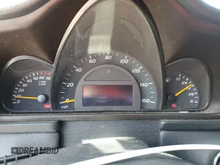 2003 Mercedes-Benz C z VIN WDBRN64J13A507887, wystawiony jako Copart lot #71978414 z przebiegiem Nie podano mil oraz Szkoda całkowita • Salvage title. Historia ofert i sprzedaży dostępna na DreamBid. Obrazek 9.
