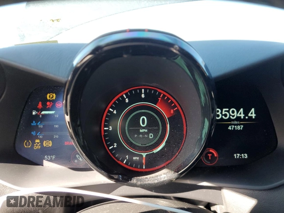 2020 Aston Martin Vantage z VIN SCFSMGAW9LGN03080, wystawiony jako Copart lot #49381775 z przebiegiem 47 187 mil mil oraz Szkody całkowita. Historia ofert i sprzedaży dostępna na DreamBid. Obrazek 9.