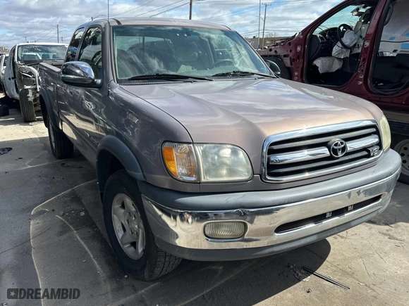 2002 Toyota Tundra SR5 with VIN 5TBBT44132S331903, listed as a Copart auction lot 50738505 with 103,927 mi miles and Clean Title. Bid and sale history available at carsss.com. Image 1.