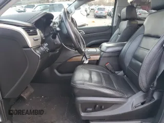 2020 GMC Yukon XL Denali with VIN 1GKS2HKJ1LR299560, listed as a Copart auction lot 84943284 with 99,084 mi miles and Salvage Title. Bid and sale history available at carsss.com. Image 7.