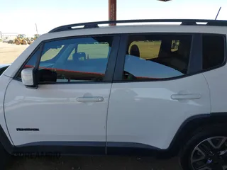 2018 Jeep Renegade Latitude with VIN ZACCJABB3JPJ23721, listed as a IAAI auction lot 41856639 with 157,578 mi miles and . Bid and sale history available at carsss.com. Image 14.