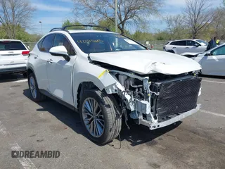 2024 Lexus NX 350 Luxury z VIN JTJHGCEZ9R2011147, wystawiony jako IAAI lot #42075605 z przebiegiem 30 153 mil mil oraz . Historia ofert i sprzedaży dostępna na DreamBid. Obrazek 1.
