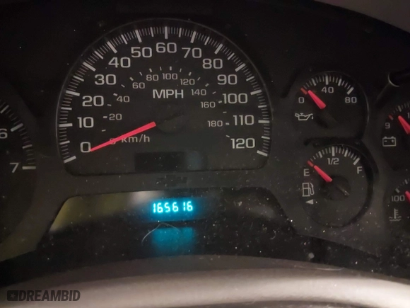 2005 Chevrolet TrailBlazer LT with VIN 1GNDT13S152249874, listed as a IAAI auction lot 42071247 with 165,616 mi miles. Bid and sale history available at carsss.com. Image 7.