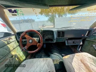 1977 Chevrolet Malibu с VIN 1D37U7R423655, выставлен на аукционе Copart как лот 53403495 с пробегом 25 344 миль миль и Чистый • Clean title. История ставок и продаж доступна на DreamBid. Изображение 9.