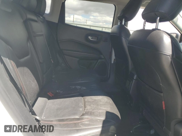 2018 Jeep Compass Trailhawk с VIN 3C4NJDDB4JT367025, выставлен на аукционе Copart как лот 56428645 с пробегом 158 507 миль миль и Списание • Salvage title. История ставок и продаж доступна на DreamBid. Изображение 11.