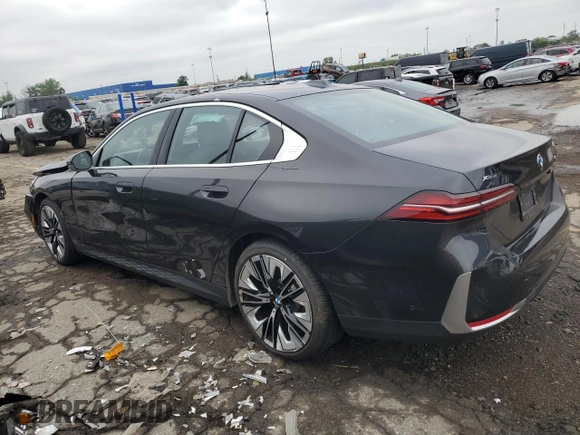 2024 BMW 5 Series 530i xDrive with VIN WBA53FJ05RCP86109, listed as a Copart auction lot 69507364 with 4,506 mi miles and Salvage Title. Bid and sale history available at carsss.com. Image 2.