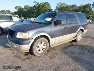2005 Ford Expedition Eddie Bauer with VIN 1FMFU17505LA92105, listed as a IAAI auction lot 41963131 with 179,104 mi miles. Bid and sale history available at carsss.com. Image 17.