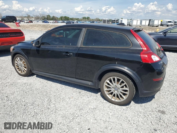 2012 Volvo C30 z VIN YV1672MK7C2278345, wystawiony jako Copart lot #51389405 z przebiegiem 112 612 mil mil oraz Czysty tytuł • Clean title. Historia ofert i sprzedaży dostępna na DreamBid. Obrazek 2.
