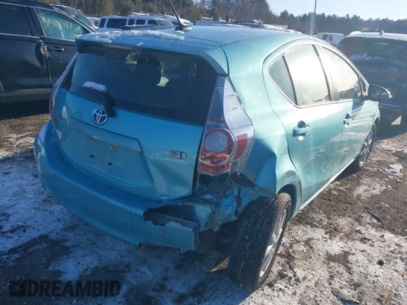 2012 Toyota Prius c One with VIN JTDKDTB31C1026594, listed as a IAAI auction lot 41406091 with 132,470 mi miles. Bid and sale history available at carsss.com. Image 4.