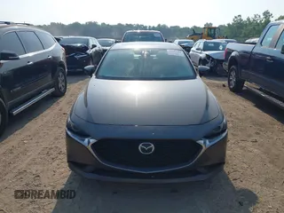 2019 Mazda 3 Premium with VIN JM1BPBEM6K1133340, listed as a IAAI auction lot 42711496 with 121,674 mi miles and . Bid and sale history available at DreamBid. Image 12.