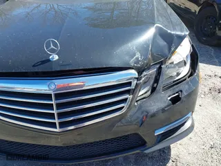 2012 Mercedes-Benz E-Class E 350 Luxury with VIN WDDHF5KB6CA529535, listed as a IAAI auction lot 41821183 with 140,820 mi miles. Bid and sale history available at carsss.com. Image 10.