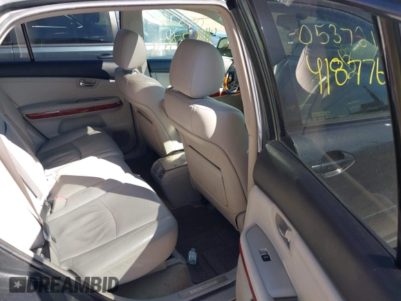 2004 Lexus RX 330 with VIN JTJHA31U540053721, listed as a IAAI auction lot 41877636 with 158,798 mi miles. Bid and sale history available at carsss.com. Image 8.