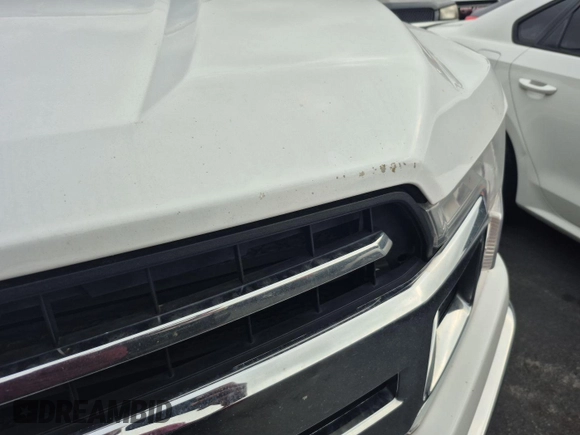 2019 Ford F-150 XL with VIN 1FTFW1E54KKC92441, listed as a IAAI auction lot 42301792 with 106,258 mi miles and . Bid and sale history available at DreamBid. Image 1.