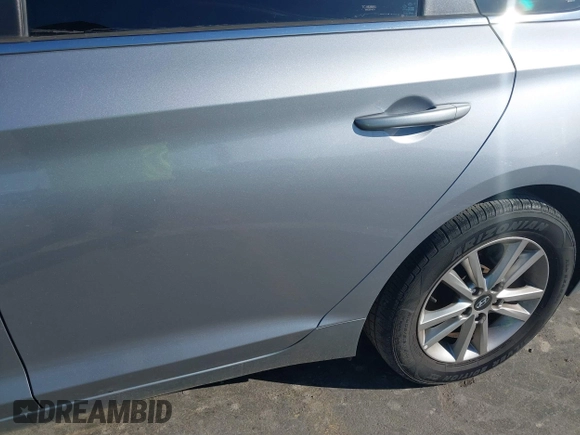 2017 Hyundai Sonata SE with VIN 5NPE24AF3HH564783, listed as a IAAI auction lot 41744125 with Not Provided miles. Bid and sale history available at carsss.com. Image 6.