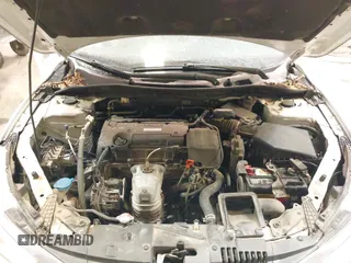 2016 Honda Accord Sedan LX with VIN 1HGCR2F31GA118046, listed as a IAAI auction lot 41606914 with 198,777 mi miles. Bid and sale history available at carsss.com. Image 10.