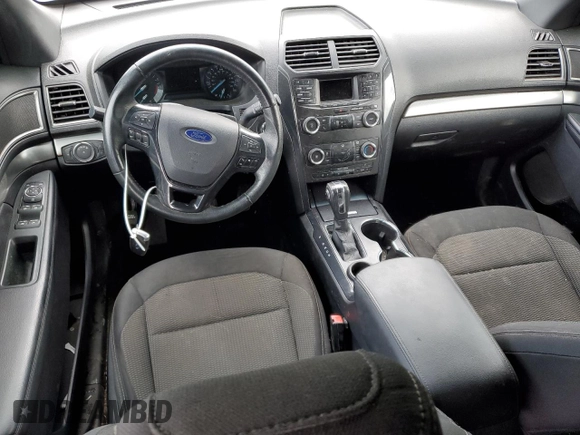2018 Ford Explorer XLT z VIN 1FM5K7D81JGC69458, wystawiony jako Copart lot #54015705 z przebiegiem 169 783 mil mil oraz Szkoda całkowita • Salvage title. Historia ofert i sprzedaży dostępna na DreamBid. Obrazek 8.