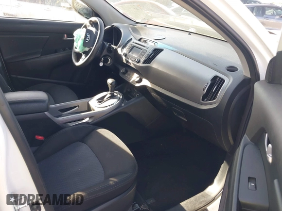 2015 Kia Sportage LX with VIN KNDPB3AC3F7742718, listed as a IAAI auction lot 41877257 with 215,101 mi miles and . Bid and sale history available at carsss.com. Image 5.