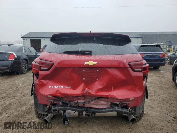 2024 Chevrolet Blazer LT z VIN 3GNKBHR43RS165920, wystawiony jako Copart lot #51974995 z przebiegiem 11 871 mil mil oraz Szkoda całkowita • Salvage title. Historia ofert i sprzedaży dostępna na DreamBid. Obrazek 6.