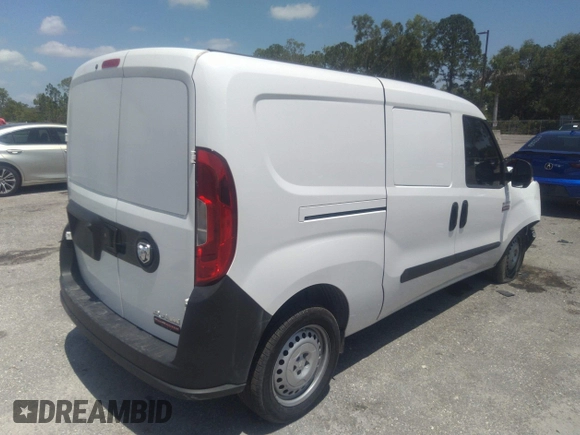 2020 Ram ProMaster City Cargo Tradesman z VIN ZFBHRFAB4L6R97116, wystawiony jako IAAI lot #36772428 z przebiegiem 3 386 mil mil oraz . Historia ofert i sprzedaży dostępna na DreamBid. Obrazek 4.