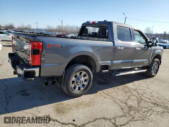 2024 Ford F-350 XL with VIN 1FT8W3BM3REC06545, listed as a Copart auction lot 42999075 with 9,336 mi miles and Salvage Title. Bid and sale history available at DreamBid. Image 3.