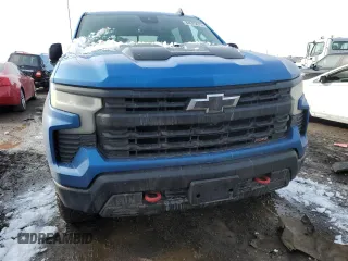 2022 Chevrolet Silverado 1500 LT Trail Boss with VIN 3GCUDFEDXNG596886, listed as a Copart auction lot 44925675 with 18,486 mi miles and Salvage Title. Bid and sale history available at DreamBid. Image 5.