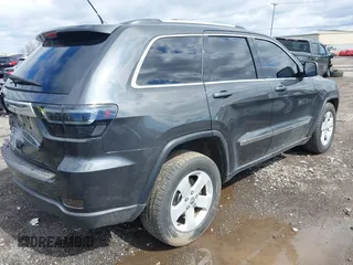 2011 Jeep Grand Cherokee Laredo with VIN 1J4RR4GG9BC723395, listed as a IAAI auction lot 42092022 with 86,226 mi miles and . Bid and sale history available at DreamBid. Image 4.