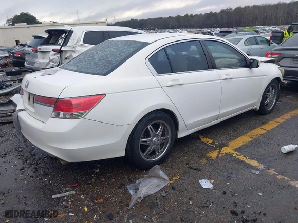 2011 Honda Accord Sdn LX with VIN 1HGCP2F32BA078056, listed as a IAAI auction lot 41367559 with 270215 miles. Bid and sale history available at carsss.com. Image 4.