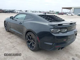 2019 Chevrolet Camaro 2SS с VIN 1G1FH1R78K0118785, выставлен на аукционе IAAI как лот 41365572 с пробегом 62 169 миль миль и . История ставок и продаж доступна на DreamBid. Изображение 3.