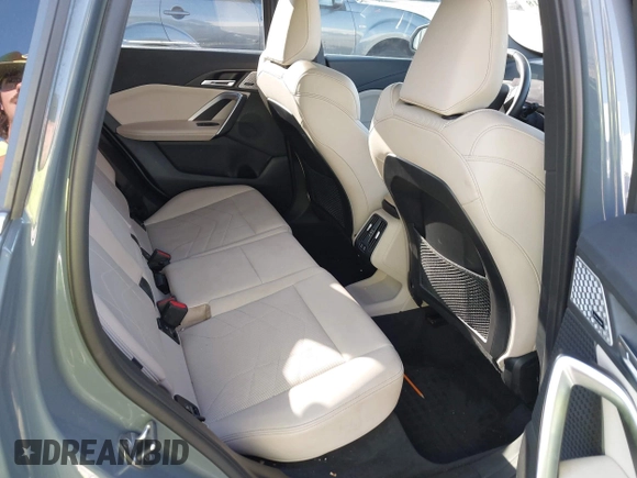 2024 BMW X1 xDrive28i with VIN WBX73EF02R5Y30881, listed as a IAAI auction lot 42048518 with 31,685 mi miles and . Bid and sale history available at DreamBid. Image 8.