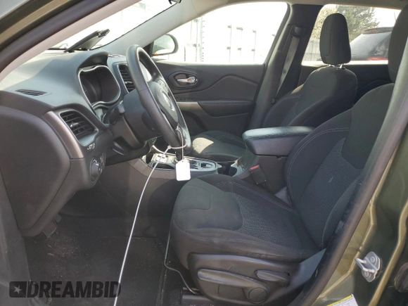 2019 Jeep Cherokee Latitude with VIN 1C4PJLCB0KD448342, listed as a Copart auction lot 51621495 with 86,551 mi miles and Salvage Title. Bid and sale history available at carsss.com. Image 7.