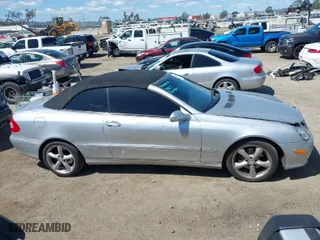 2005 Mercedes-Benz CLK-Class 3.2L with VIN WDBTK65G65T049739, listed as a IAAI auction lot 41946602 with 157,731 mi miles. Bid and sale history available at carsss.com. Image 13.