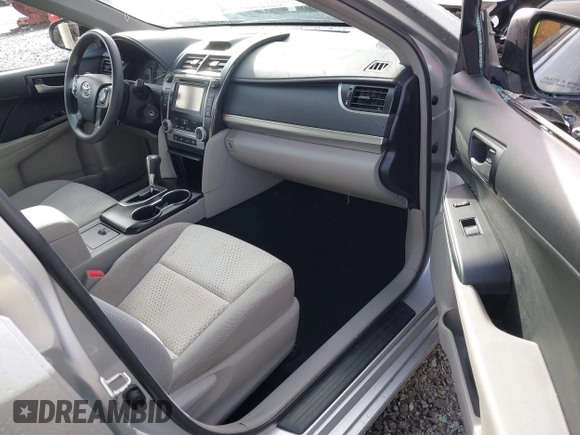 2014 Toyota Camry L with VIN 4T4BF1FK8ER419012, listed as a IAAI auction lot 41819331 with 84,372 mi miles and . Bid and sale history available at DreamBid. Image 5.
