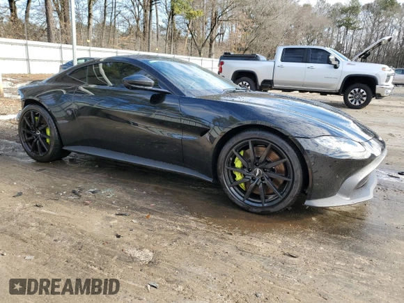 2020 Aston Martin Vantage z VIN SCFSMGAWXLGN02889, wystawiony jako Copart lot #41468605 z przebiegiem 21 815 mil mil oraz Szkoda całkowita • Salvage title. Historia ofert i sprzedaży dostępna na DreamBid. Obrazek 4.