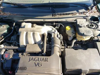 2006 Jaguar X-Type with VIN SAJWA51A46WE99813, listed as a IAAI auction lot 42011197 with 215,839 mi miles and . Bid and sale history available at DreamBid. Image 10.